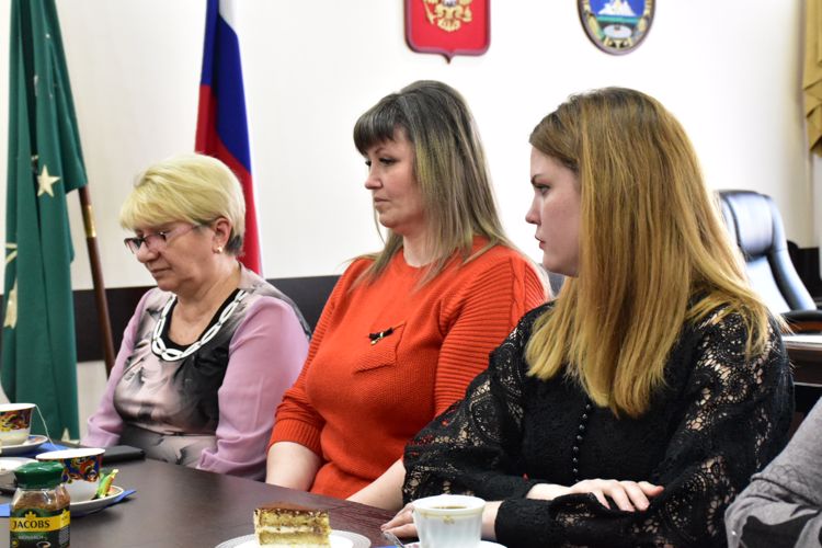 Начальник Управления Росгвардии по Республике Адыгея встретился с семьями погибших военнослужащих и сотрудников 