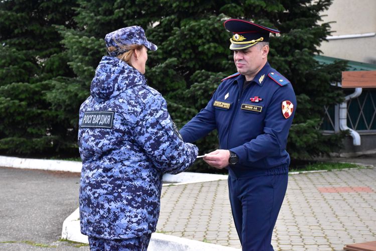 Сотрудники и военнослужащие Росгвардии Адыгеи отмечают профессиональный праздник