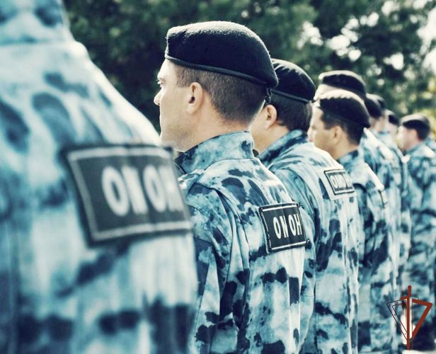 Общественную безопасность во время футбольного матча в столице Адыгеи обеспечила Росгвардия