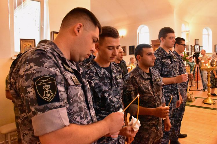 Молебен в День памяти князя Владимира посетили росгвардейцы Адыгеи