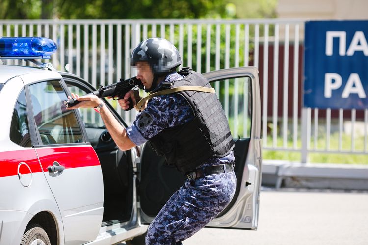 Сотрудники Росгвардии приняли участие во всероссийских плановых антитеррористических учениях в Адыгее