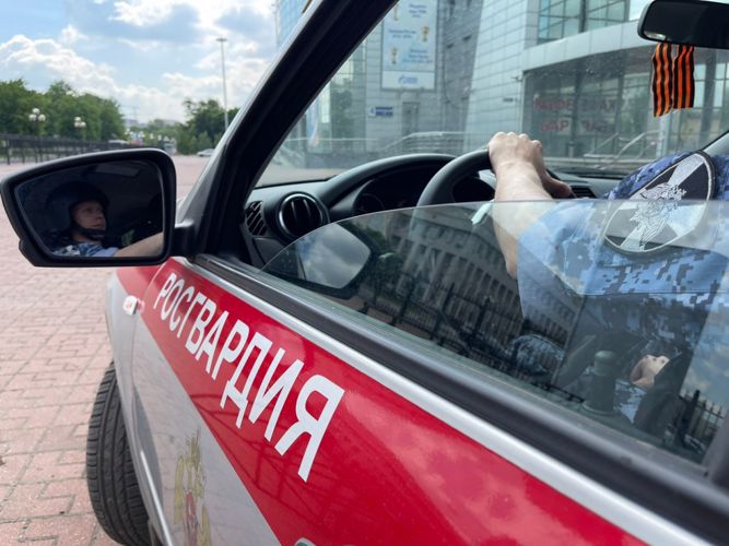 В День знаний сотрудники Росгвардии обеспечили общественный правопорядок в Адыгее