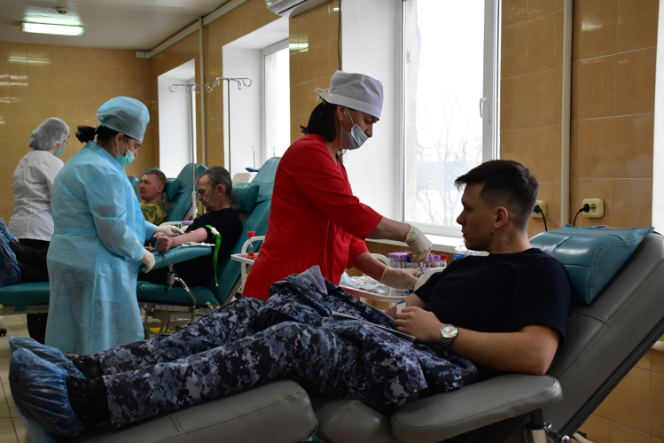 Росгвардия поддержала акцию «От сердца к сердцу» в Адыгее