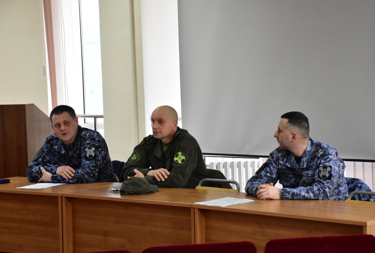 Офицер Росгвардии в Адыгее провел открытую лекцию для студентов регионального ВУЗа
