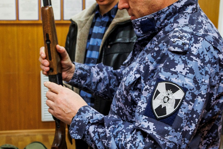 Сотрудники подразделений ЛРР и госконтроля Росгвардии Адыгеи отмечают 55-летний юбилей