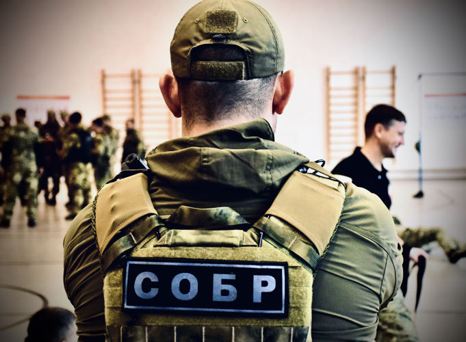 Сотрудники СОБР Росгвардии по Адыгее отмечают профессиональный праздник 
