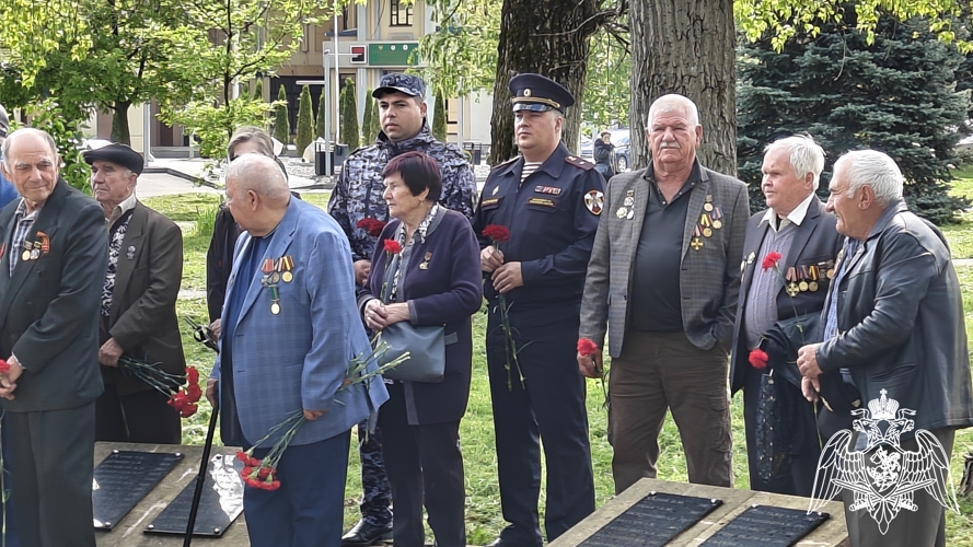 Представители Росгвардии Адыгеи почтили память жертв аварии на Чернобыльской АЭС