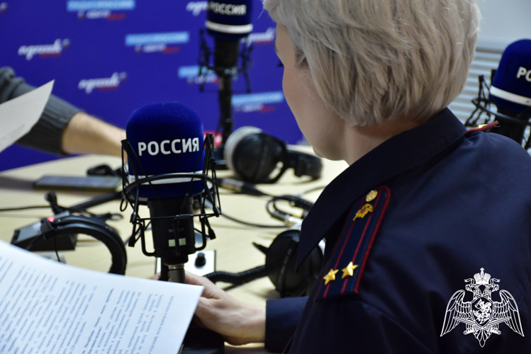 Об особенностях в сфере контроля за оборотом оружия радиослушателям Адыгеи рассказала офицер Росгвардии 