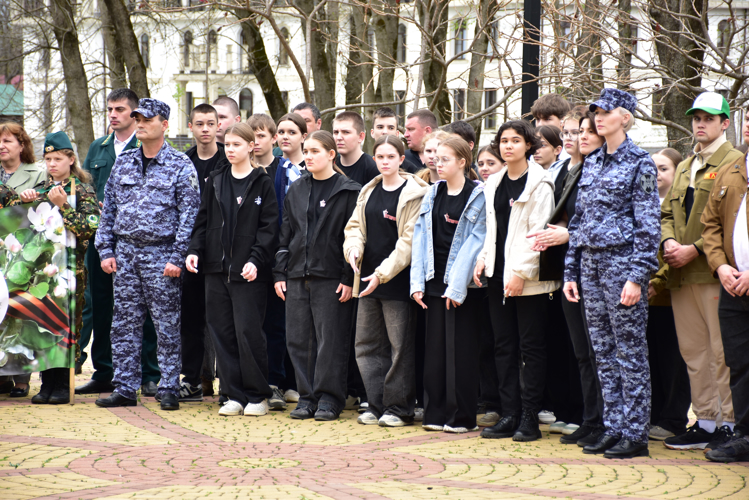 Международную акцию "Сад памяти" поддержали росгвардейцы в Адыгее
