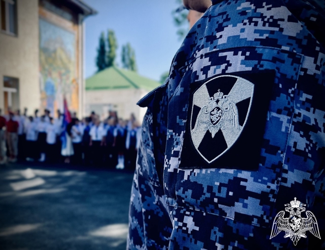 Росгвардия обеспечила безопасность празднования Дня знаний в Адыгее 