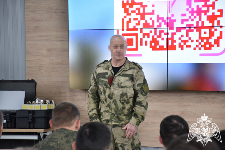 Офицеры Росгвардии встретились с курсантами военного учебного центра в Адыгее