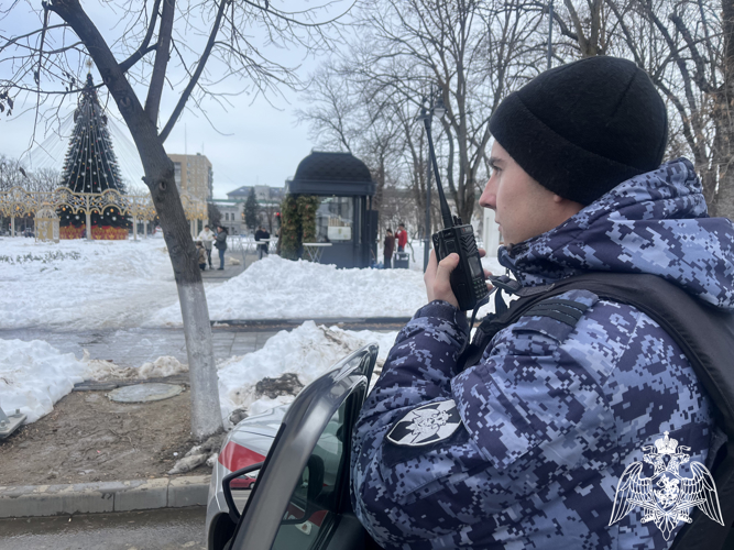 В Адыгее сотрудники Росгвардии обеспечили безопасность и правопорядок в канун Нового года