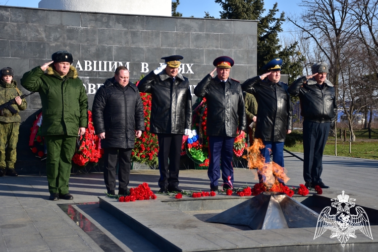 Росгвардия приняла участие в митинге, посвященном 83-й годовщине освобождения города Майкопа