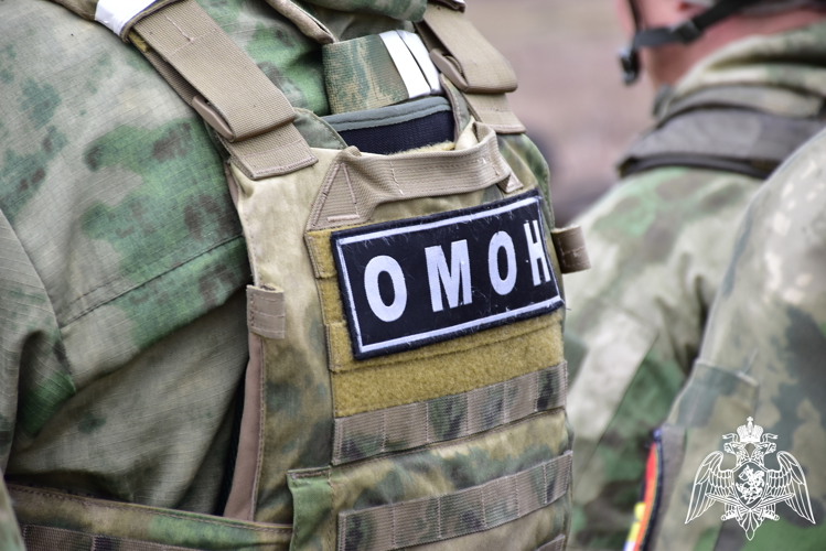 В Адыгее при содействии ОМОН Росгвардии задержаны иностранные граждане, незаконно находившиеся на территории России