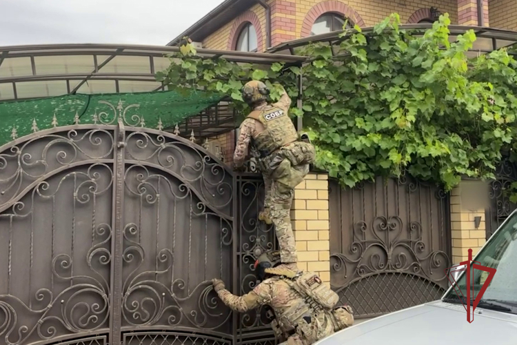 При участии Росгвардии в Адыгее пресекли незаконную добычу песка