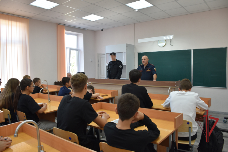 В Адыгее почтили память Героя России, сотрудника ОМОН «Фишт» Артёма Гармаша